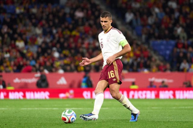 Golpe para el Real Madrid cuando el Manchester City ofrece un nuevo contrato a Rodri Golpe para el Real Madrid cuando el Manchester City ofrece un nuevo contrato a Rodri