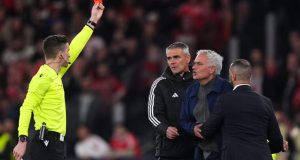 El Benfica intensificará las negociaciones sobre el contrato de José Mourinho para evitar el interés del Real Madrid El Benfica intensificará las negociaciones sobre el contrato de José Mourinho para evitar el interés del Real Madrid