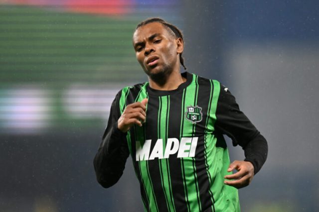 El Napoli busca mayor profundidad en ataque con Armand Lauriente El Napoli busca mayor profundidad en ataque con Armand Lauriente