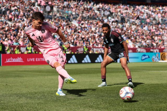 Messi anota dos veces para asegurar una emocionante victoria para Miami Messi anota dos veces para asegurar una emocionante victoria para Miami