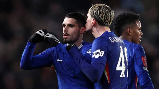 Neto anota el primer hat-trick de su carrera y Estevao establece récord en la victoria del Chelsea por 4-0 en la Copa FA en Hull City Neto anota el primer hat-trick de su carrera y Estevao establece récord en la victoria del Chelsea por 4-0 en la Copa FA en Hull City