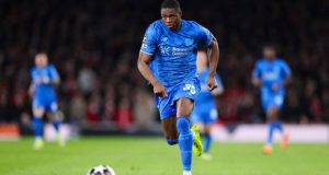 El Arsenal dio impulso a la búsqueda de Kofane, ya que el Bayern de Múnich quedó descartado de la carrera por el camerunés El Arsenal dio impulso a la búsqueda de Kofane, ya que el Bayern de Múnich quedó descartado de la carrera por el camerunés