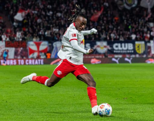 El Bayern de Múnich lucha por vencer a los clubes de la Premier League por Yan Diomande El Bayern de Múnich lucha por vencer a los clubes de la Premier League por Yan Diomande