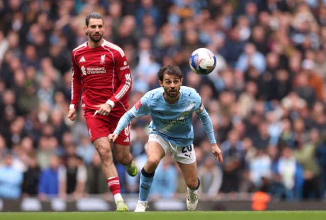 Pep Lijnders confirma que Bernardo Silva dejará el Manchester City este verano Pep Lijnders confirma que Bernardo Silva dejará el Manchester City este verano