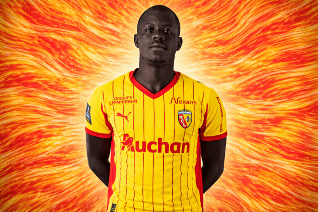 Malang Sarr del Lens está teniendo la “mejor temporada” de su carrera Malang Sarr del Lens está teniendo la “mejor temporada” de su carrera