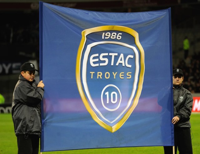Oficial | Troyes, propiedad del City Group, asegura el ascenso a la Ligue 1 con una victoria sobre el Saint-Étienne Oficial | Troyes, propiedad del City Group, asegura el ascenso a la Ligue 1 con una victoria sobre el Saint-Étienne