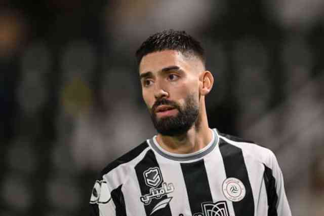 Carrasco dice sí a la Roma, espera luz verde de Al Shabab Carrasco dice sí a la Roma, espera luz verde de Al Shabab