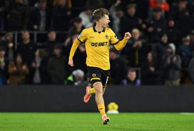 Wolfe y Carrasco siguen siendo los principales objetivos de la Roma Wolfe y Carrasco siguen siendo los principales objetivos de la Roma