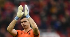 Informe – Se niega firmemente el interés del Inter de Milán en el portero del Aston Villa: la estrella del Tottenham Hotspur sigue siendo el principal objetivo de los nerazzurri Informe – Se niega firmemente el interés del Inter de Milán en el portero del Aston Villa: la estrella del Tottenham Hotspur sigue siendo el principal objetivo de los nerazzurri