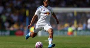 Actualización de futuro crucial para el Leeds United después del giro en la transferencia alemana: ¿Deberían los blancos retenerlo o venderlo? Actualización de futuro crucial para el Leeds United después del giro en la transferencia alemana: ¿Deberían los blancos retenerlo o venderlo?