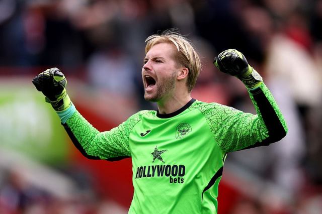 Caoimhin Kelleher: A los porteros les vendría bien un poco de ayuda de los árbitros Caoimhin Kelleher: A los porteros les vendría bien un poco de ayuda de los árbitros