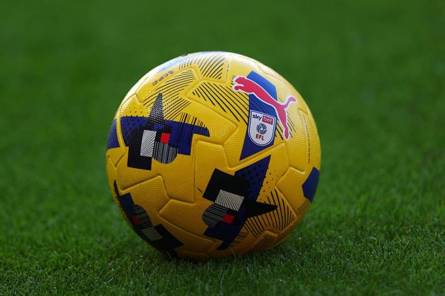 ¿Por qué todos los partidos de EFL comienzan un minuto más tarde de lo normal este fin de semana? ¿Por qué todos los partidos de EFL comienzan un minuto más tarde de lo normal este fin de semana?