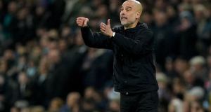 Pep Guardiola envía advertencia a los jugadores del Manchester City tras el desliz del Arsenal Pep Guardiola envía advertencia a los jugadores del Manchester City tras el desliz del Arsenal