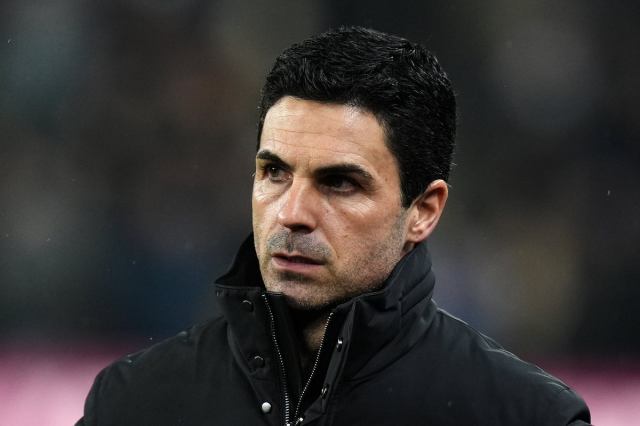 Mikel Arteta insta al Arsenal a “mantener la calma” para poner fin a la sequía de títulos de la Premier League Mikel Arteta insta al Arsenal a “mantener la calma” para poner fin a la sequía de títulos de la Premier League