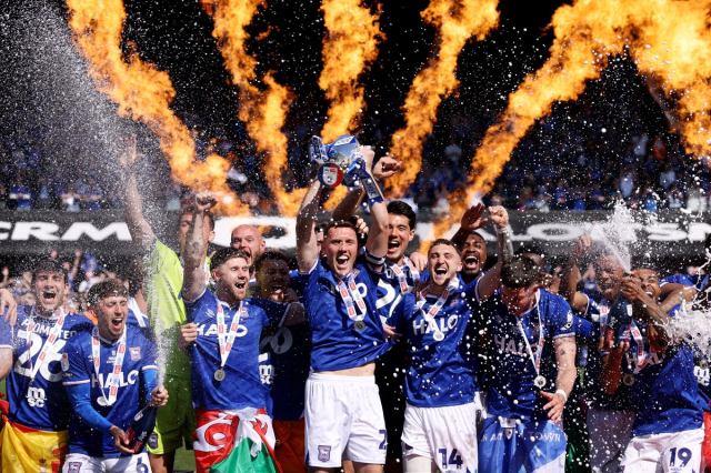 Ipswich asegura el ascenso a la Premier League mientras los sueños de Wrexham de llegar a los playoffs se aplastan Ipswich asegura el ascenso a la Premier League mientras los sueños de Wrexham de llegar a los playoffs se aplastan