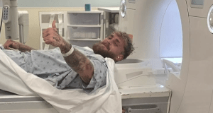 Jake Paul se somete a una segunda cirugía de mandíbula después del KO de Anthony Joshua: ‘Se aflojan los tornillos’ Jake Paul se somete a una segunda cirugía de mandíbula después del KO de Anthony Joshua: ‘Se aflojan los tornillos’