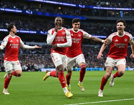 El dominio del Arsenal en el derbi da vida a su aspiración al título y hace que el peligro de descenso del Tottenham parezca muy real El dominio del Arsenal en el derbi da vida a su aspiración al título y hace que el peligro de descenso del Tottenham parezca muy real