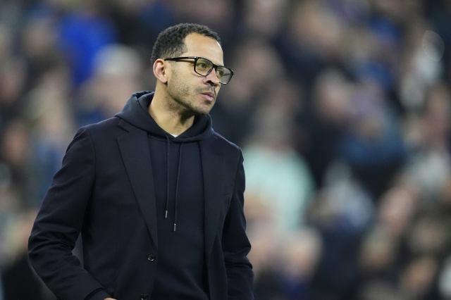 Liam Rosenior insiste en que cuenta con el apoyo de los dueños del Chelsea a pesar de la alarmante caída Liam Rosenior insiste en que cuenta con el apoyo de los dueños del Chelsea a pesar de la alarmante caída