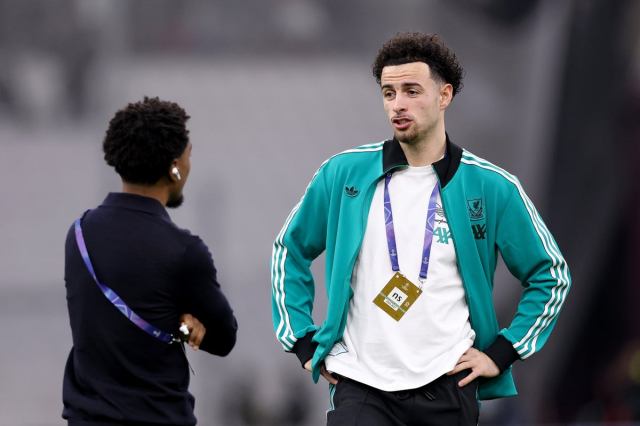 Arne Slot se muestra tímido sobre las conversaciones sobre el contrato de Curtis Jones, pero dice que el Liverpool está “consciente” de la situación Arne Slot se muestra tímido sobre las conversaciones sobre el contrato de Curtis Jones, pero dice que el Liverpool está “consciente” de la situación