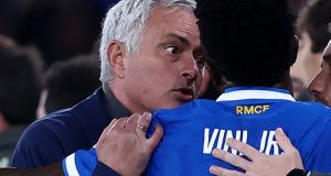 Ignore la vergonzosa respuesta de José Mourinho: sobre las acusaciones de racismo de Vinicius Jr, sólo hay que decir una cosa Ignore la vergonzosa respuesta de José Mourinho: sobre las acusaciones de racismo de Vinicius Jr, sólo hay que decir una cosa