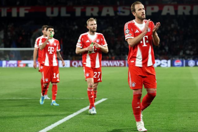 Wayne Rooney critica la defensa en el ‘loco’ y ‘caótico’ choque europeo entre PSG y Bayern Múnich Wayne Rooney critica la defensa en el ‘loco’ y ‘caótico’ choque europeo entre PSG y Bayern Múnich