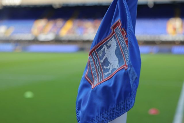 Ipswich Town anuncia la salida del veterano delantero Thomas Ipswich Town anuncia la salida del veterano delantero Thomas