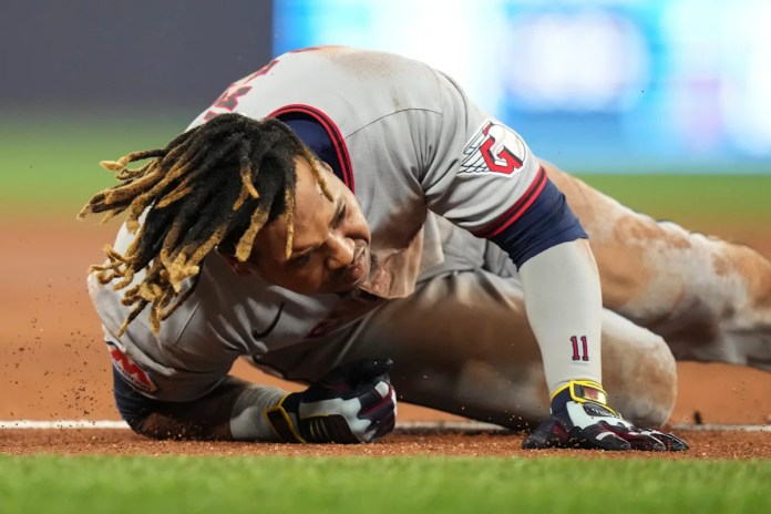 Ramírez returns to Guardians’ lineup after missing time because of a sprained right ankle Ramírez returns to Guardians’ lineup after missing time because of a sprained right ankle