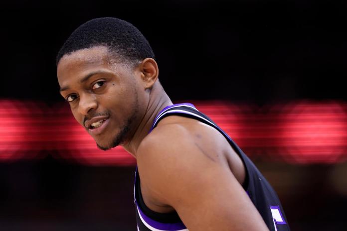 The Spurs’ deal for De’Aaron Fox is the weekend blockbuster that should have the West’s attention The Spurs’ deal for De’Aaron Fox is the weekend blockbuster that should have the West’s attention