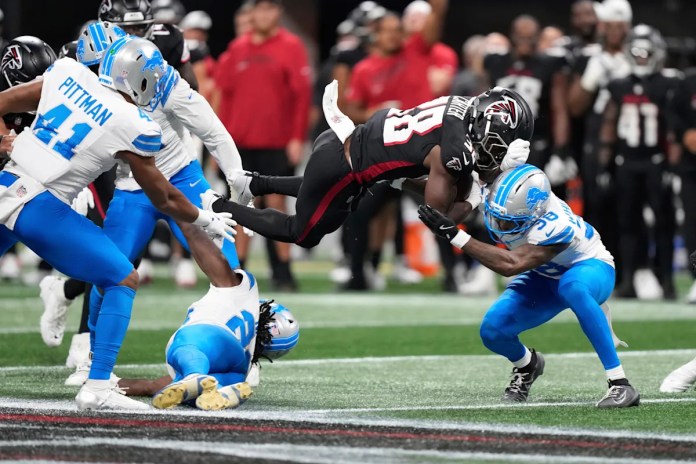 Lions’ Norris taken off the field in an ambulance, with preseason stopped with 6:31 to go Lions’ Norris taken off the field in an ambulance, with preseason stopped with 6:31 to go