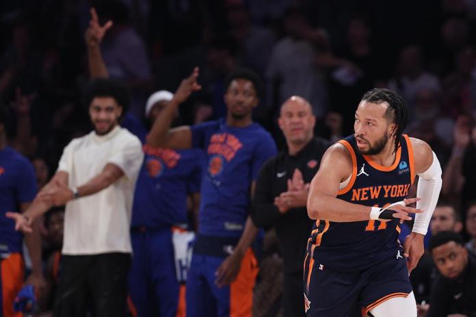 NBA playoffs: Jalen Brunson, after early injury scare, leads Knicks past Pacers for Game 2 win NBA playoffs: Jalen Brunson, after early injury scare, leads Knicks past Pacers for Game 2 win