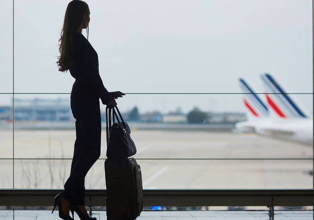 Which Jobs Allow You to Travel the World? Which Jobs Allow You to Travel the World?