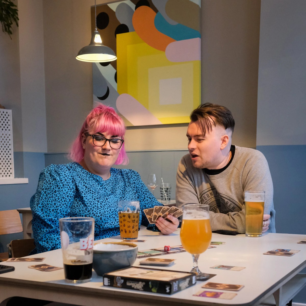 Ajuda! Estou namorando um jogo de jogos! – A casa da árvore Ajuda! Estou namorando um jogo de jogos! – A casa da árvore