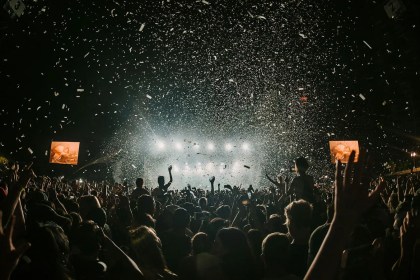 Por que as equipes profissionais de esportes estão investindo na criação e streaming de conteúdo Por que as equipes profissionais de esportes estão investindo na criação e streaming de conteúdo