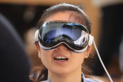 Até 30% dos retornos do Apple Vision Pro são porque os usuários não o entendem, diz o analista Até 30% dos retornos do Apple Vision Pro são porque os usuários não o entendem, diz o analista