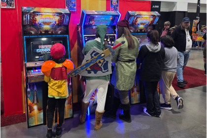 Alan-1 níveis: Novo arcade joystick e títulos frescos do Atari no Midwest Gaming Classic Alan-1 níveis: Novo arcade joystick e títulos frescos do Atari no Midwest Gaming Classic