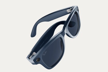 Meta está programada para lançar dois novos óculos inteligentes Ray-Ban, de acordo com arquivamento da FCC Meta está programada para lançar dois novos óculos inteligentes Ray-Ban, de acordo com arquivamento da FCC