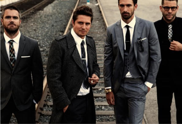 Ажил хэрэгч эрчүүдийн нэмэлт гоёл Ажил хэрэгч эрчүүдийн нэмэлт гоёл