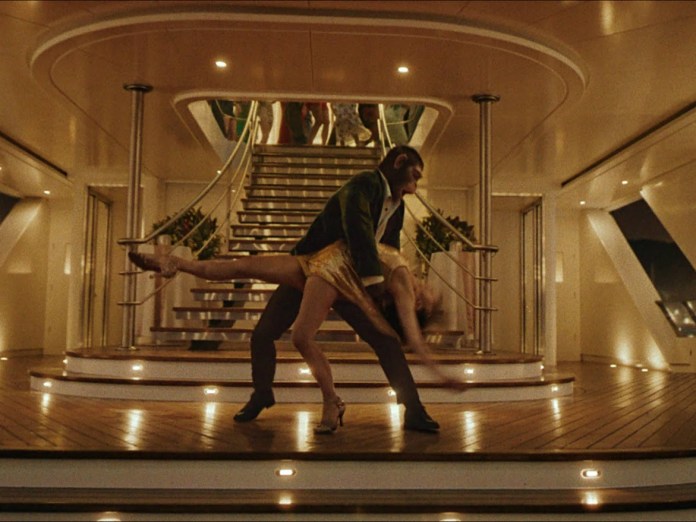 “Better Man” шүүмж: Сармагчинд татагдахуйц гайхамшиг “Better Man” шүүмж: Сармагчинд татагдахуйц гайхамшиг