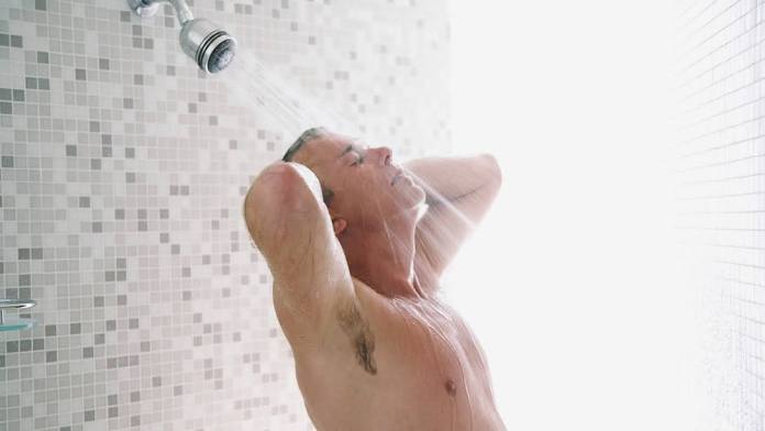 Дасгал хийсний дараа шүршүүрт орж биеэ угаах нь сайн уу, аль эсвэл муу юу? Дасгал хийсний дараа шүршүүрт орж биеэ угаах нь сайн уу, аль эсвэл муу юу?