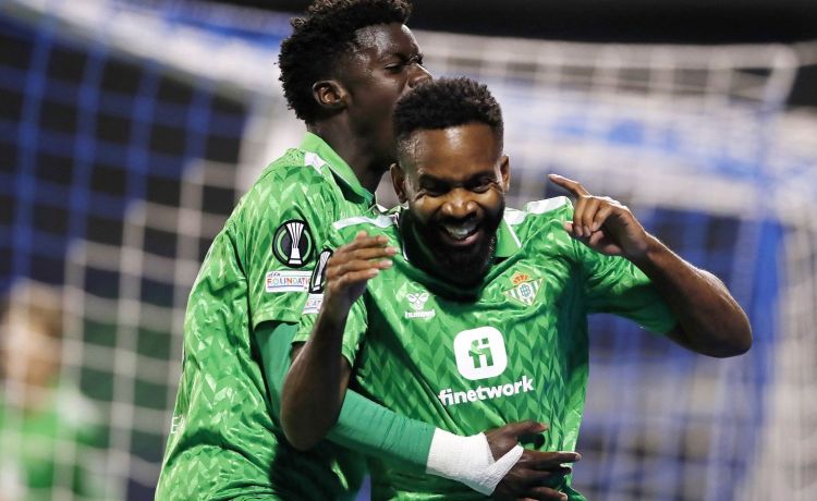 Bakambu estará como mínimo «un mes de baja» por un pinchazo en el sóleo Bakambu estará como mínimo «un mes de baja» por un pinchazo en el sóleo