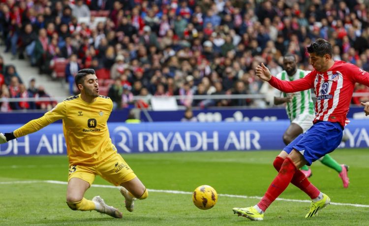 Rui Silva batió en el Metropolitano el récord de paradas en un solo partido esta temporada en LaLiga Rui Silva batió en el Metropolitano el récord de paradas en un solo partido esta temporada en LaLiga