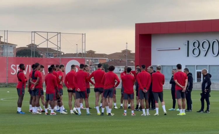 Acuña regresa y Quique Sánchez Flores prueba a Ocampos de carrilero Acuña regresa y Quique Sánchez Flores prueba a Ocampos de carrilero
