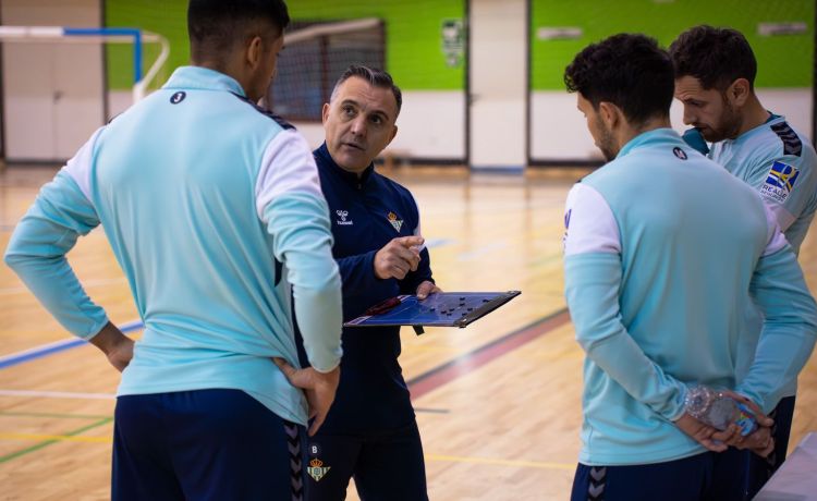 El Betis Futsal destituye a Bruno García y apuesta por Ramón Martínez El Betis Futsal destituye a Bruno García y apuesta por Ramón Martínez