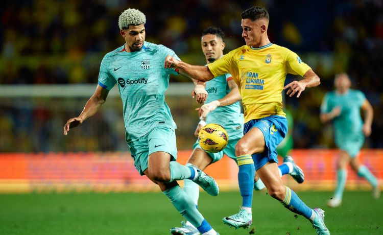 El Betis se posiciona para firmar a Sergi Cardona como agente libre El Betis se posiciona para firmar a Sergi Cardona como agente libre