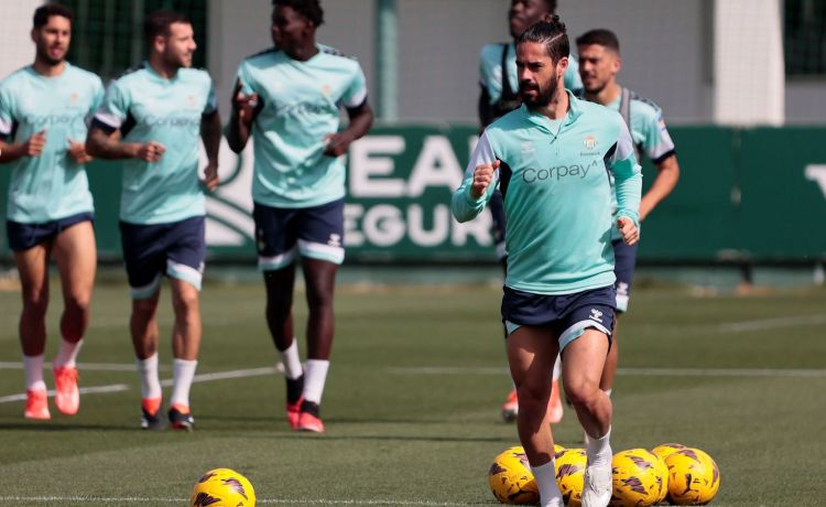 Betis: Ni con este Isco quiere verse favorito en el derbi Betis: Ni con este Isco quiere verse favorito en el derbi