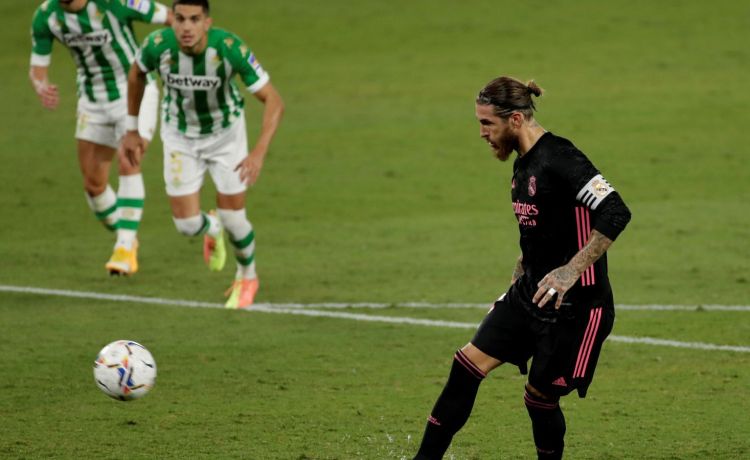 El ‘regalo’ de Sergio Ramos en su última visita al Villamarín El ‘regalo’ de Sergio Ramos en su última visita al Villamarín