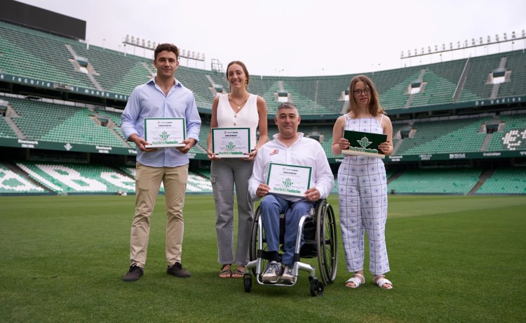 Tano García de la Borbolla, Marina García Polo, Paula Romero y el BSR Vistazul reciben las III Ayudas Deportivas de la Fundación Tano García de la Borbolla, Marina García Polo, Paula Romero y el BSR Vistazul reciben las III Ayudas Deportivas de la Fundación