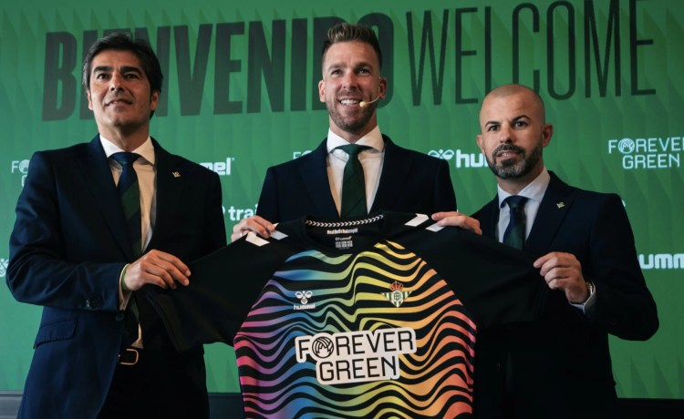 Adrián San Miguel, presentado como nuevo jugador del Real Betis Adrián San Miguel, presentado como nuevo jugador del Real Betis