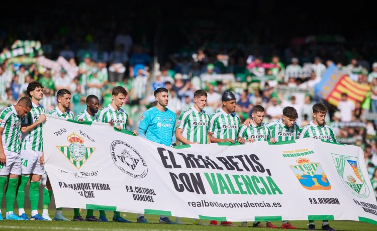 La Fundación Real Betis Balompié destinará la recaudación de la campaña ‘El Real Betis, con Valencia’ a recuperar la actividad deportiva en centros escolares y deportivos valencianos La Fundación Real Betis Balompié destinará la recaudación de la campaña ‘El Real Betis, con Valencia’ a recuperar la actividad deportiva en centros escolares y deportivos valencianos