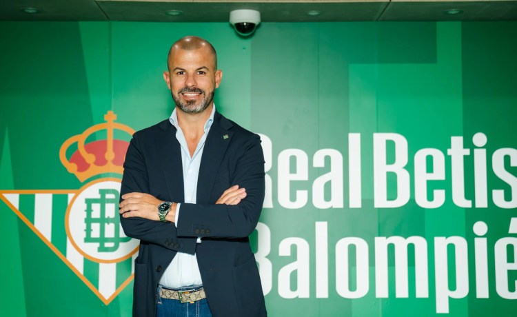 Manu Fajardo: “Afrontamos el partido con el Vitoria SC con mucha ilusión y el máximo compromiso” Manu Fajardo: “Afrontamos el partido con el Vitoria SC con mucha ilusión y el máximo compromiso”